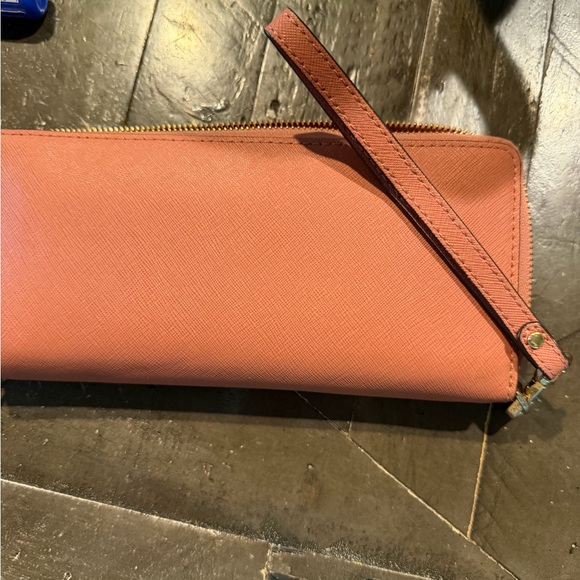 Michael Kors Pink Satchel and Wallet Set - Picture 12 of 15